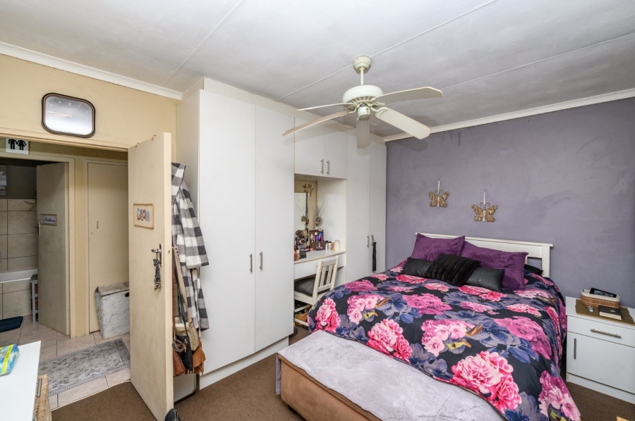 2 Bedroom Property for Sale in Algoa Park Eastern Cape